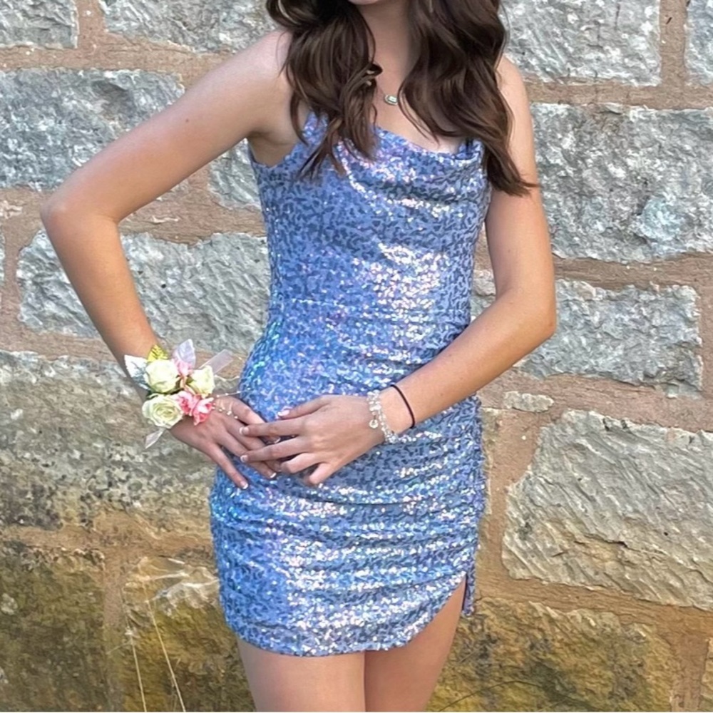 Iridescent sequined short bodycon formal homecoming/prom dress